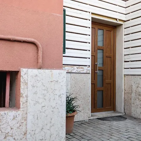 -exclusive Fiere- Free Parking And Wi-fi- Apartamento *